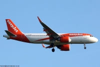easyJet UK A320 G-UZHV