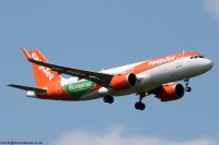 easyJet UK A320 G-UZLF