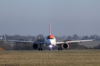 easyJet UK A320-NEO G-UZLV