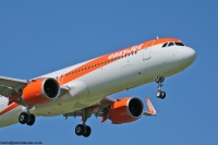 easyJet A321 G-UZMB