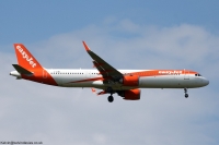 easyJet UK A321 G-UZMG