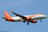 easyJet A320 HB-JXO
