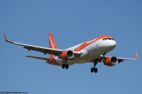 easyJet A320 OE-IVI