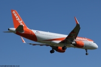easyJet A320 OE-IVI
