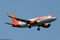 easyJet A320 OE-IVZ