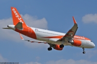 easyJet Europe A320 OE-IZH