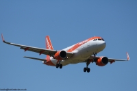 easyJet A320 OE-IZL