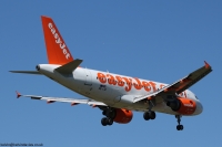 easyJet A319 OE-LQI