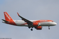 easyJet A320 OE-LSI
