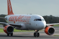 easyJet A319 G-EZAG