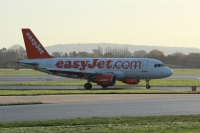 Easyjet A319 G-EZDV