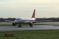 Easyjet A319 G-EZFD