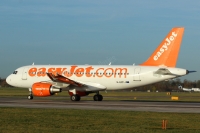 Easyjet A319 G-EZFJ