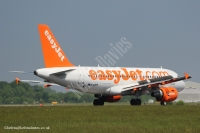 Easyjet A319 G-EZFR
