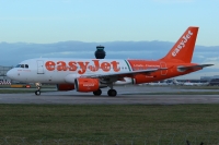 Easyjet A319 G-EZIW