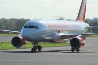 Easyjet A320 G-EZWM