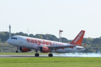 Easyjet A320 G-EZTT