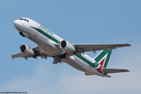 Alitalia A320 EI-DSG