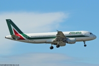 Alitalia A320 EI-DSU
