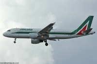 Alitalia A320 EI-DTE