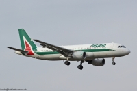 Alitalia A320 EI-DTG