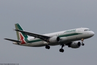 Alitalia A320 EI-DTI