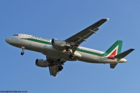 Alitalia A320 EI-DTN