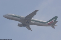 Alitalia A320 EI-EID