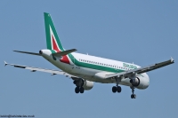 Alitalia A320 EI-EIE