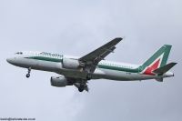 Alitalia A320 EI-IKL