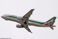 Alitalia A320 EI-IKU