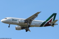 Alitalia A319 EI-IML