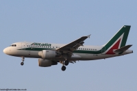 Alitalia A319 EI-IMU