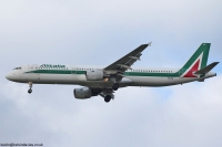 Alitalia A321 EI-IXZ