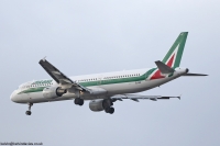 Alitalia A321 EI-IXZ
