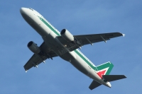 Alitalia A320 EI-IKB