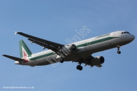 Alitalia A321 EI-IXF