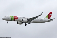 TAP A321 CS-TJQ
