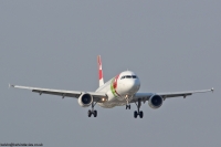 TAP A320 CS-TNJ