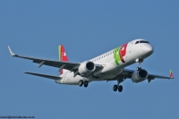 TAP Express Emb-190 CS-TPP