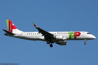 TAP Express EMB-190 CS-TPY