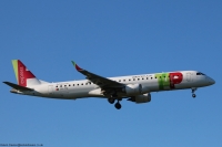 TAP Express Emb195 CS-TTX