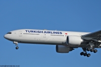 Turkish Airlines 777 TC-LKB