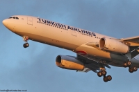 Turkish Airlines A330 TC-LOF