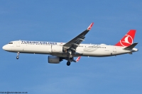 Turkish Airlines A321 TC-LSH