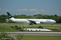 Pakistan Airlines B777 AP-BHW