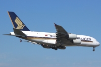 Singapore Airlines A380 9V-SKJ
