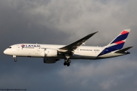 LATAM 787 CC-BBA