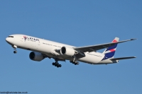 Latam 777 PT-MUI