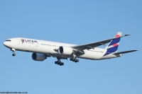 Latam 777 PT-MUI